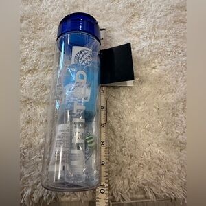 United Airlines LOGO Plastic WATER BOTTLE &  TOILETRIES KIT